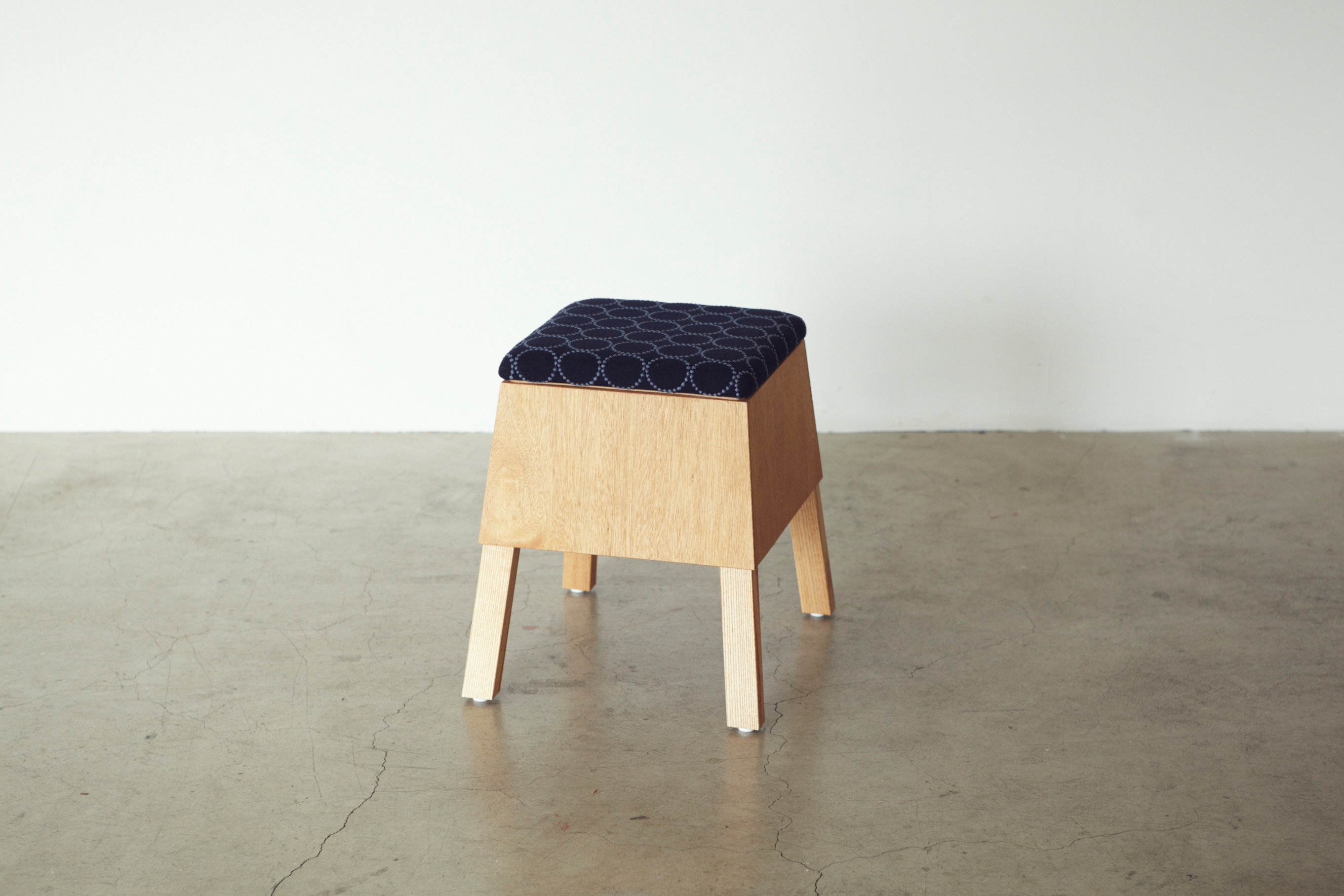 koloro-stool mina.ver   (コロロスツール ミナ.ver)